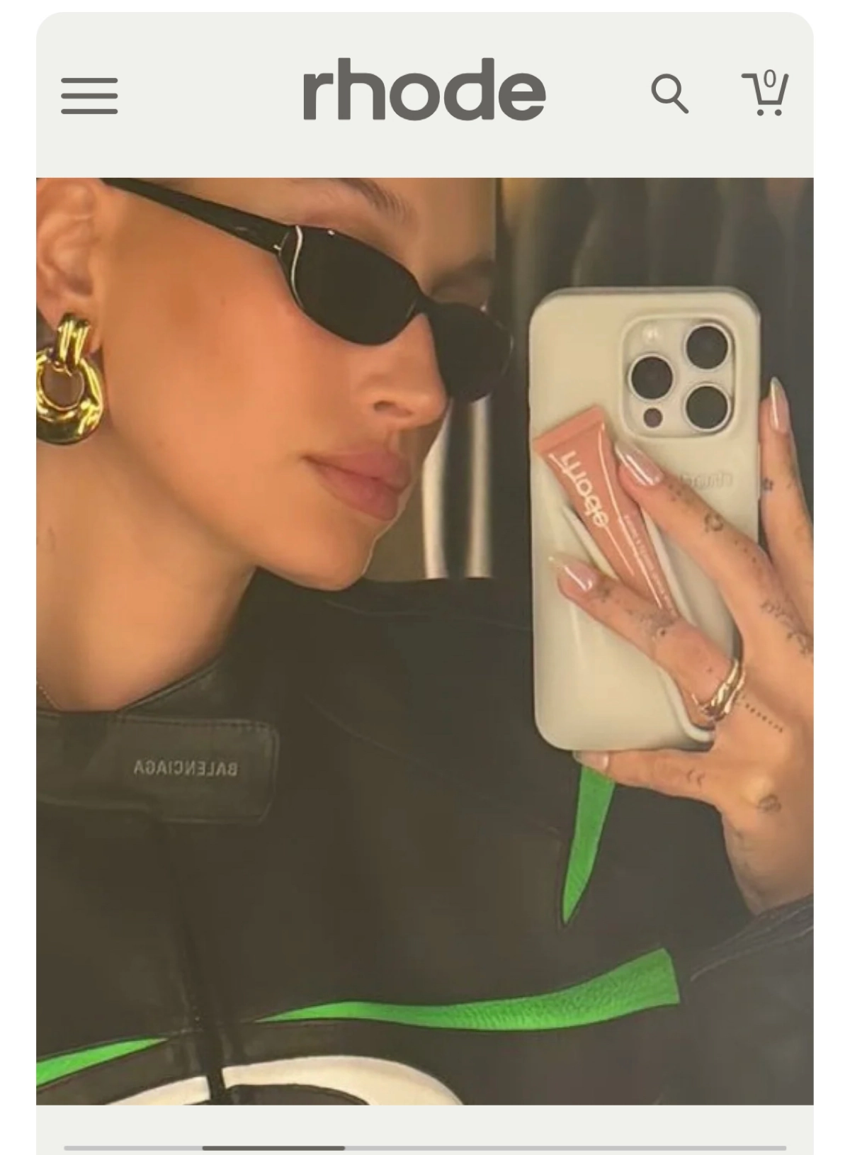 Вот это я понимаю design thinking! Lip Case от бренда Rhode (принадлежит Хейли Бибер). | Сетка — новая социальная сеть от hh.ru