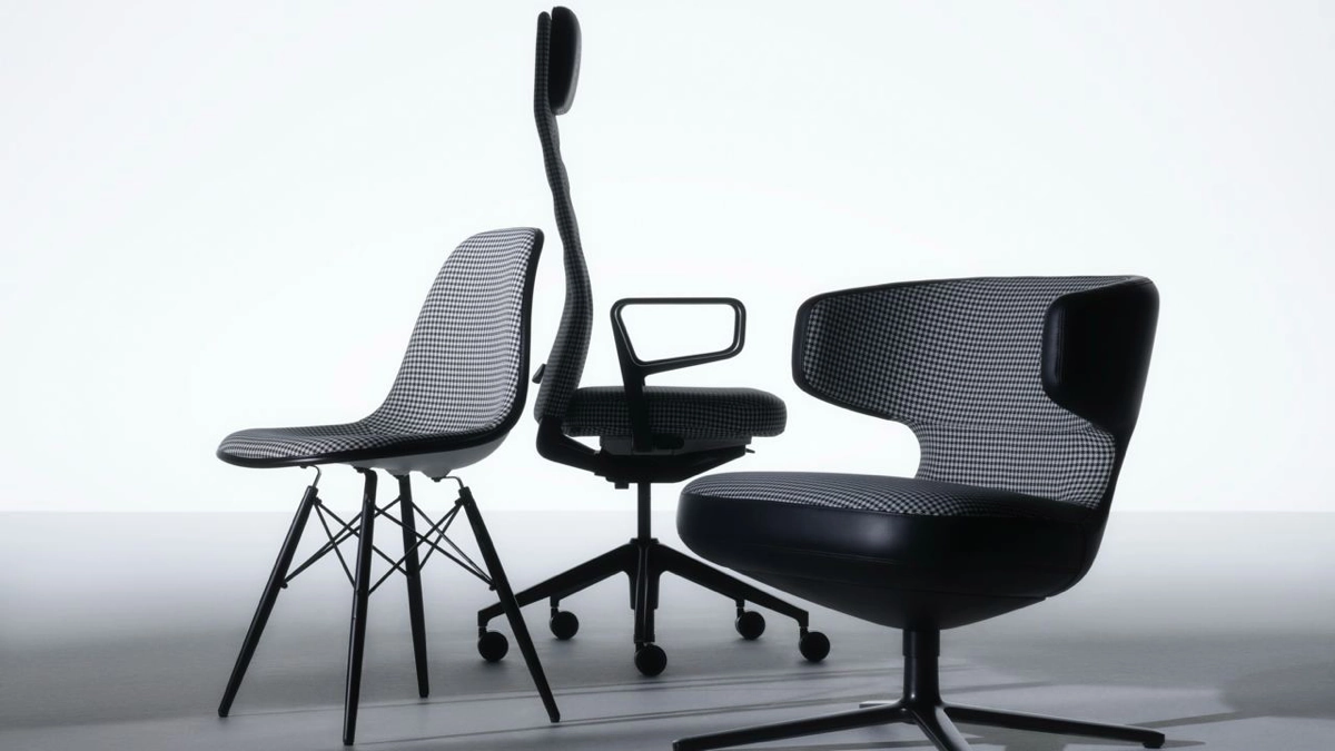 Швейцарский производитель мебели Vitra объединился с Porsche для выпуска стульев и кресел в эксклюзивной обивке автомобильного бренда | Сетка — новая социальная сеть от hh.ru