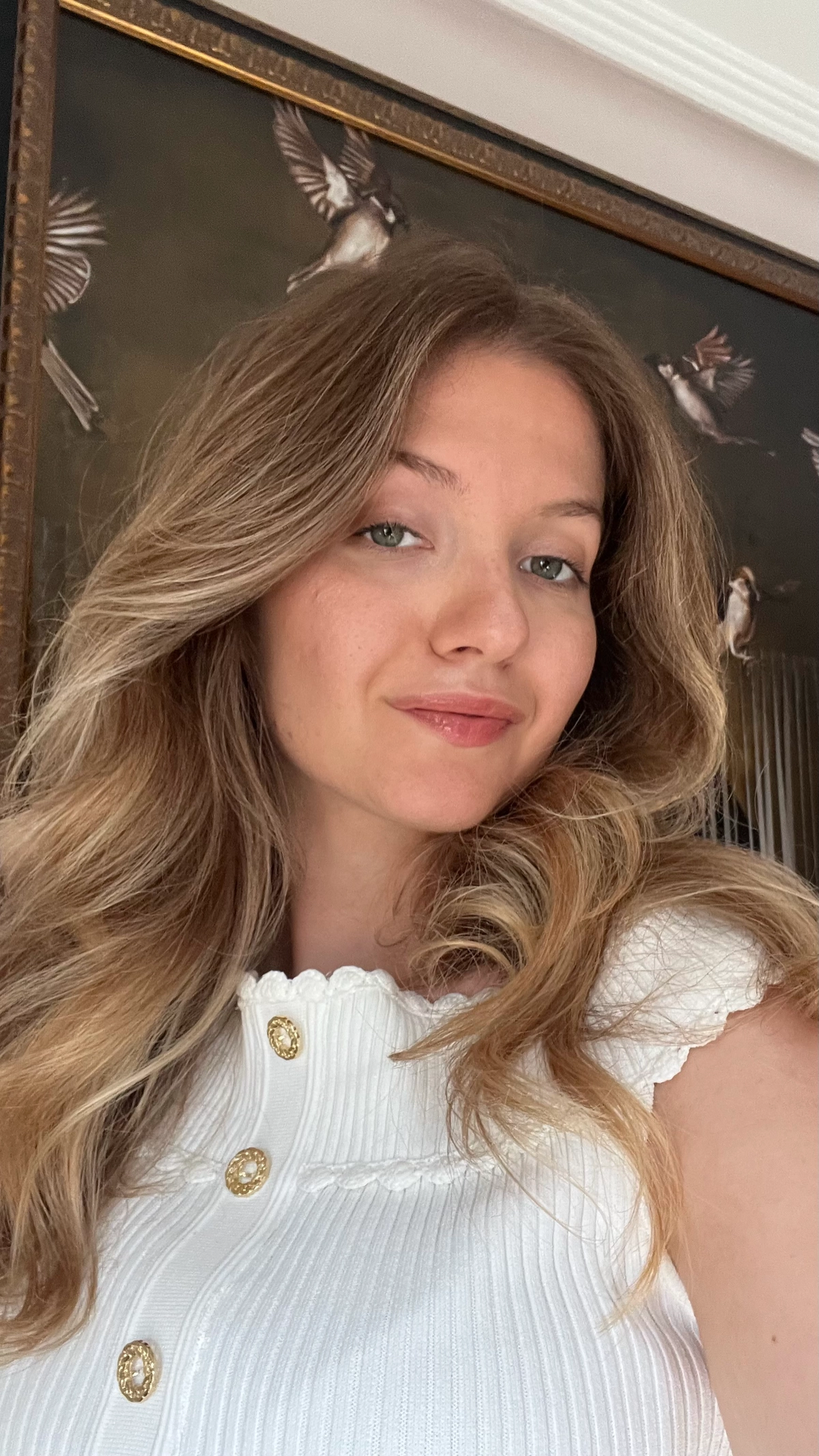 Всем ни хао! ㊗️
Меня зовут Арина, я Growth Ops Manager в международном агентстве Hype и маркетинговый стратег | Сетка — новая социальная сеть от hh.ru
