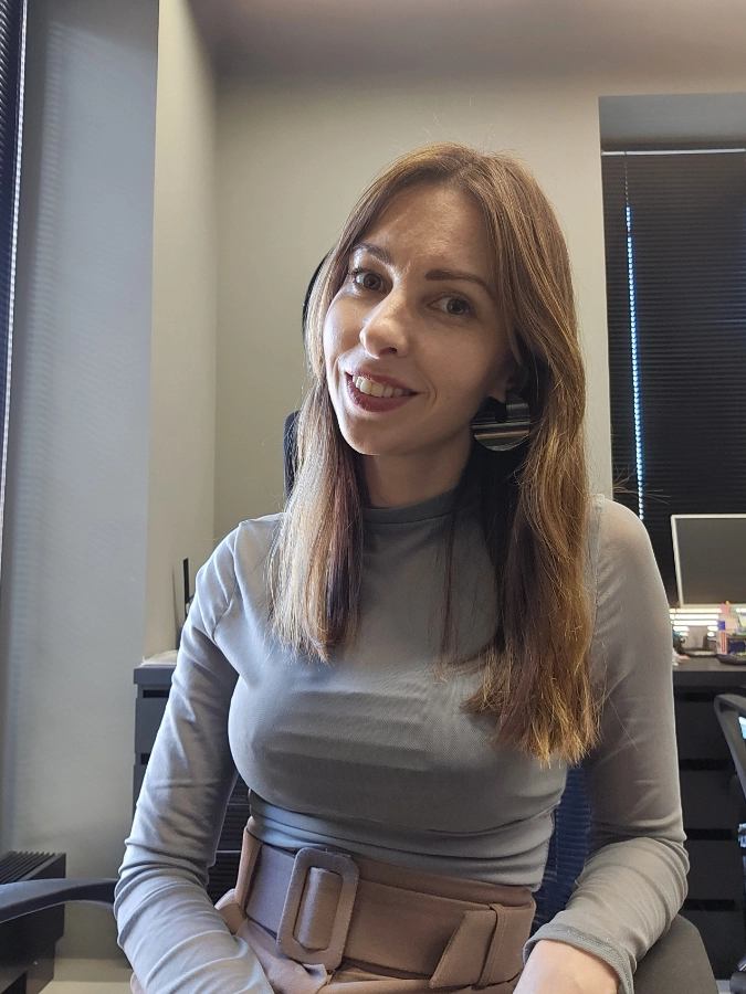 Всем привет!
Хочу поделиться своими мыслями и предложить вам тоже поразмыслить)
В отдел по работе с клиентами ищем сотрудника. Процесс поиска и  подбора нынче непростой | Сетка — новая социальная сеть от hh.ru