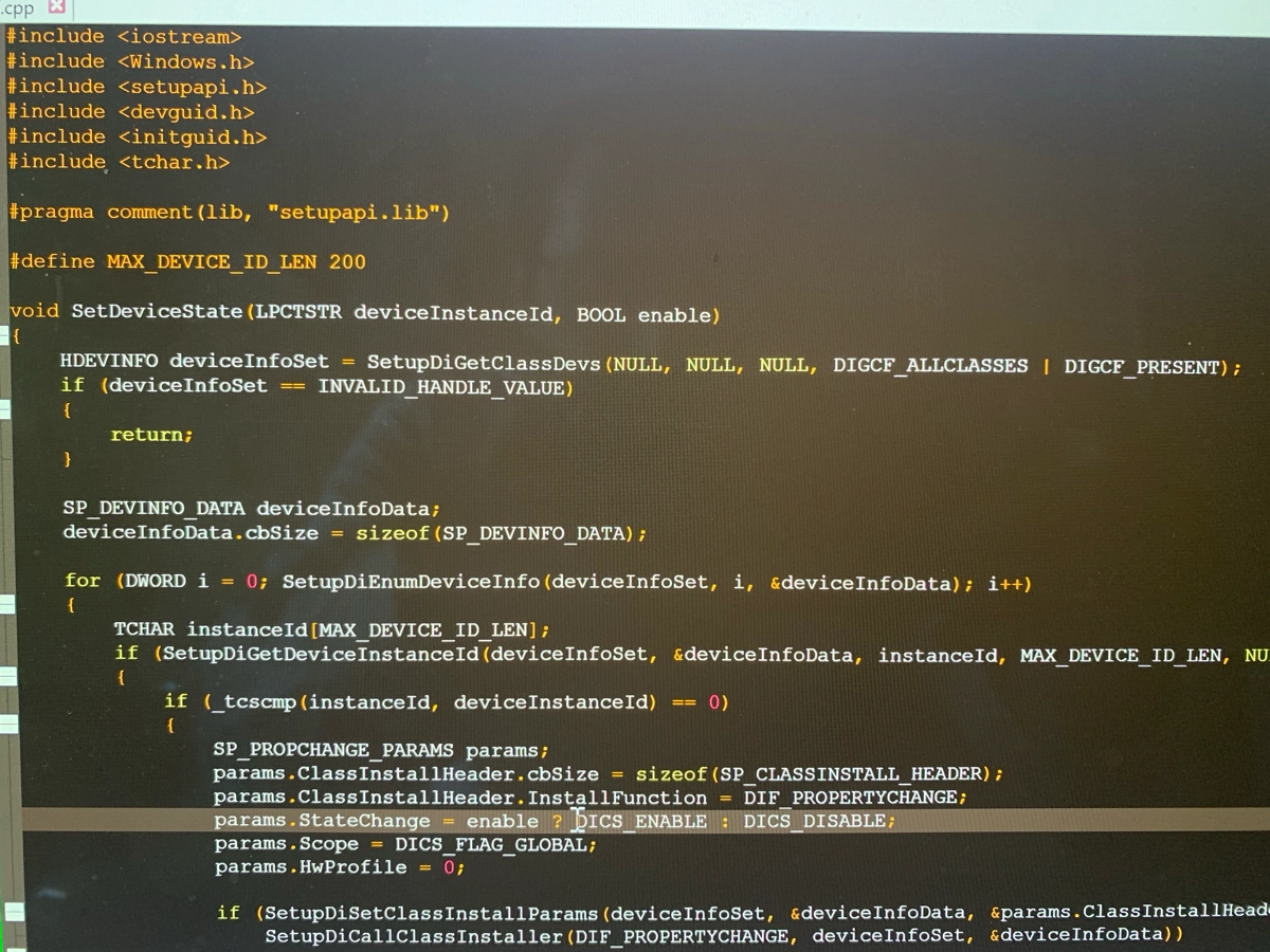 Turn off/on your monitor with C! 
🛑🛑 DON’T DO THIS if you have zero programming knowledge! 🛑🛑
This is a POTENTIALLY COMPLEX AND RISKY OPERATION that involves device management and should be approached... | Сетка — новая социальная сеть от hh.ru