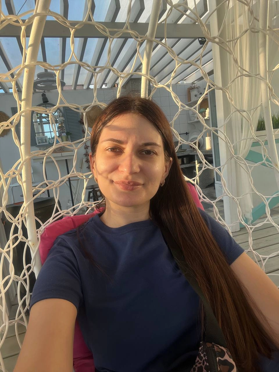 «Выбери профессию, которую ты любишь,- и тебе не придется работать ни дня в своей жизни»
Мне очень откликается эта фраза. 
Приехали с мужем и дочкой в отпуск на море на 2 недели | Сетка — новая социальная сеть от hh.ru