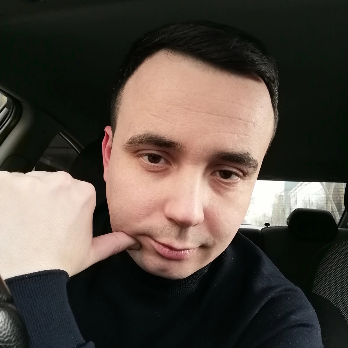 Роман Медведев