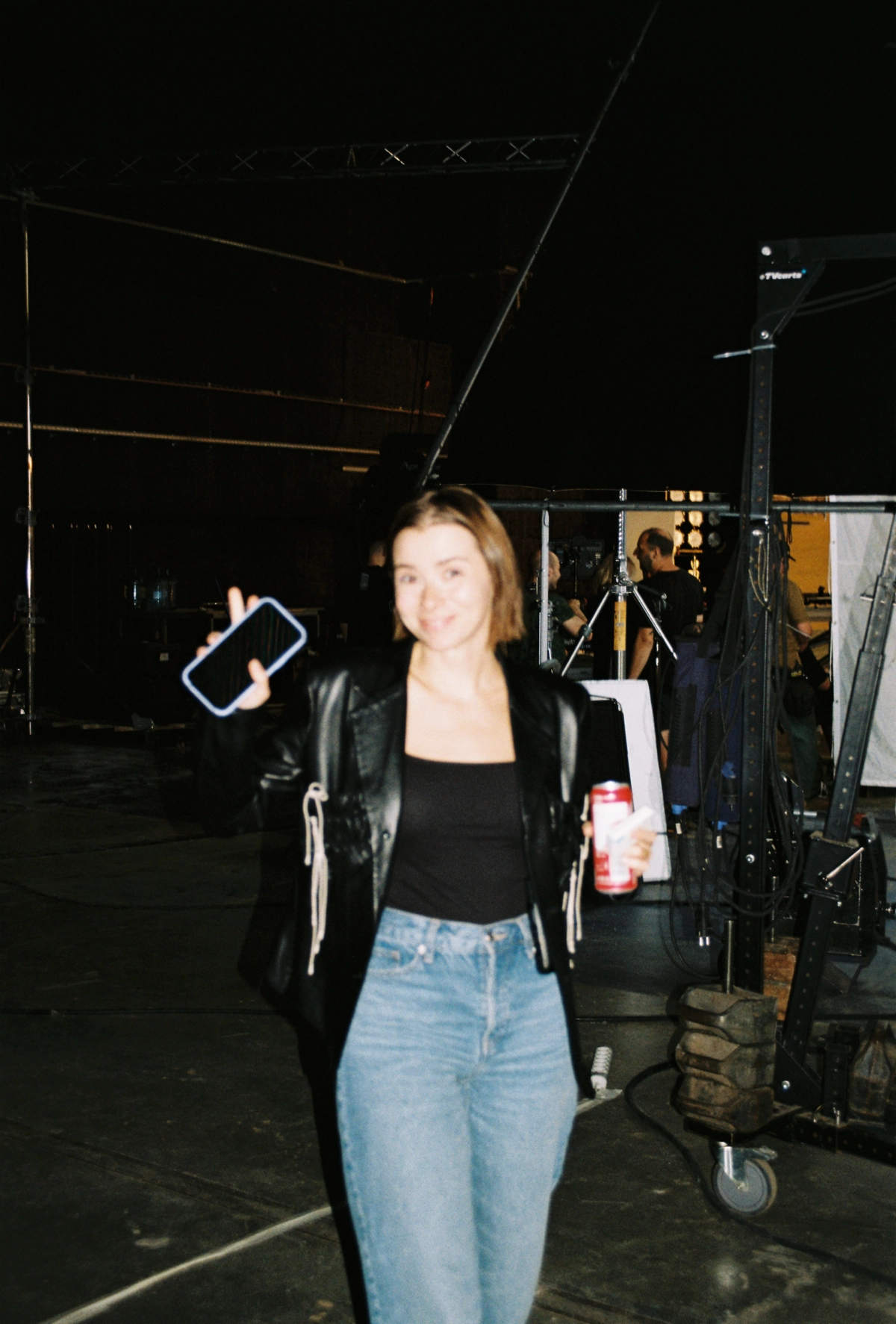 Плёночка с бэком пришла 🎥📷 | Сетка — новая социальная сеть от hh.ru