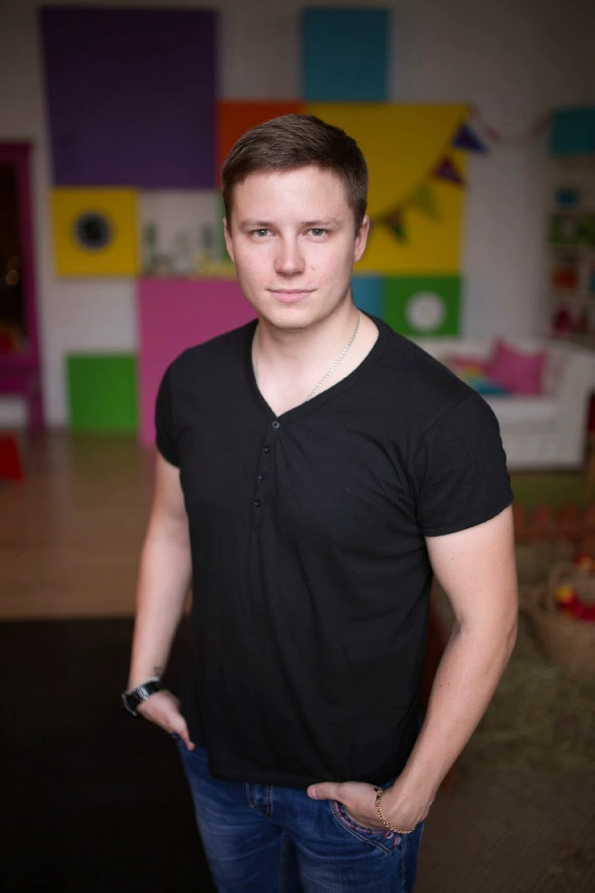 Илья Серов