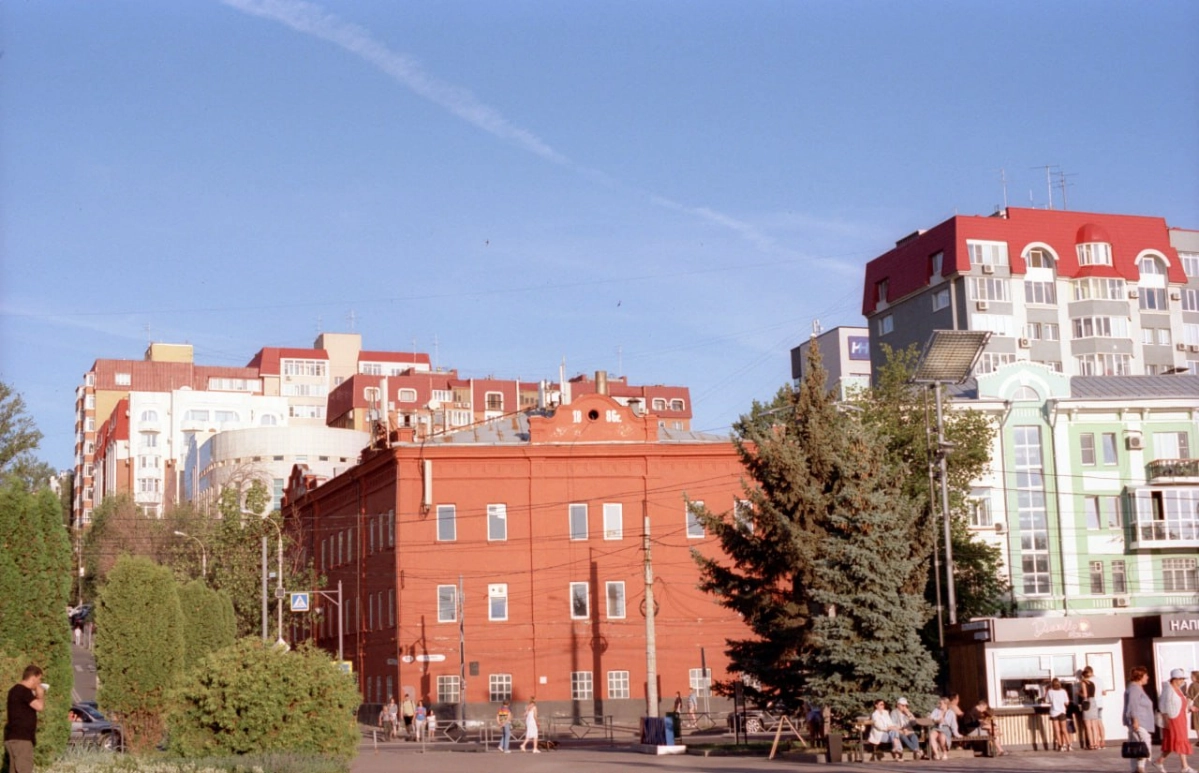 А вот и фото с пленки!
фотография #пленочнаяфотография #пленка | Сетка — новая социальная сеть от hh.ru