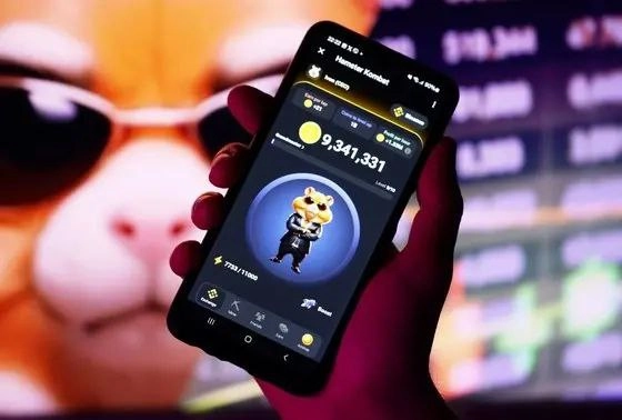 Госдума рассматривает вариант запрета Hamster Kombat.
Игра Hamster Kombat, привлекшая внимание пользователей Telegram, попала под критику со стороны российских законодателей | Сетка — новая социальная сеть от hh.ru