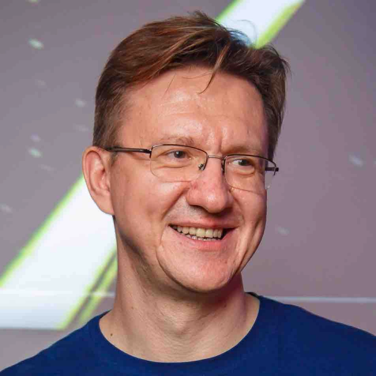 Николай Алаев