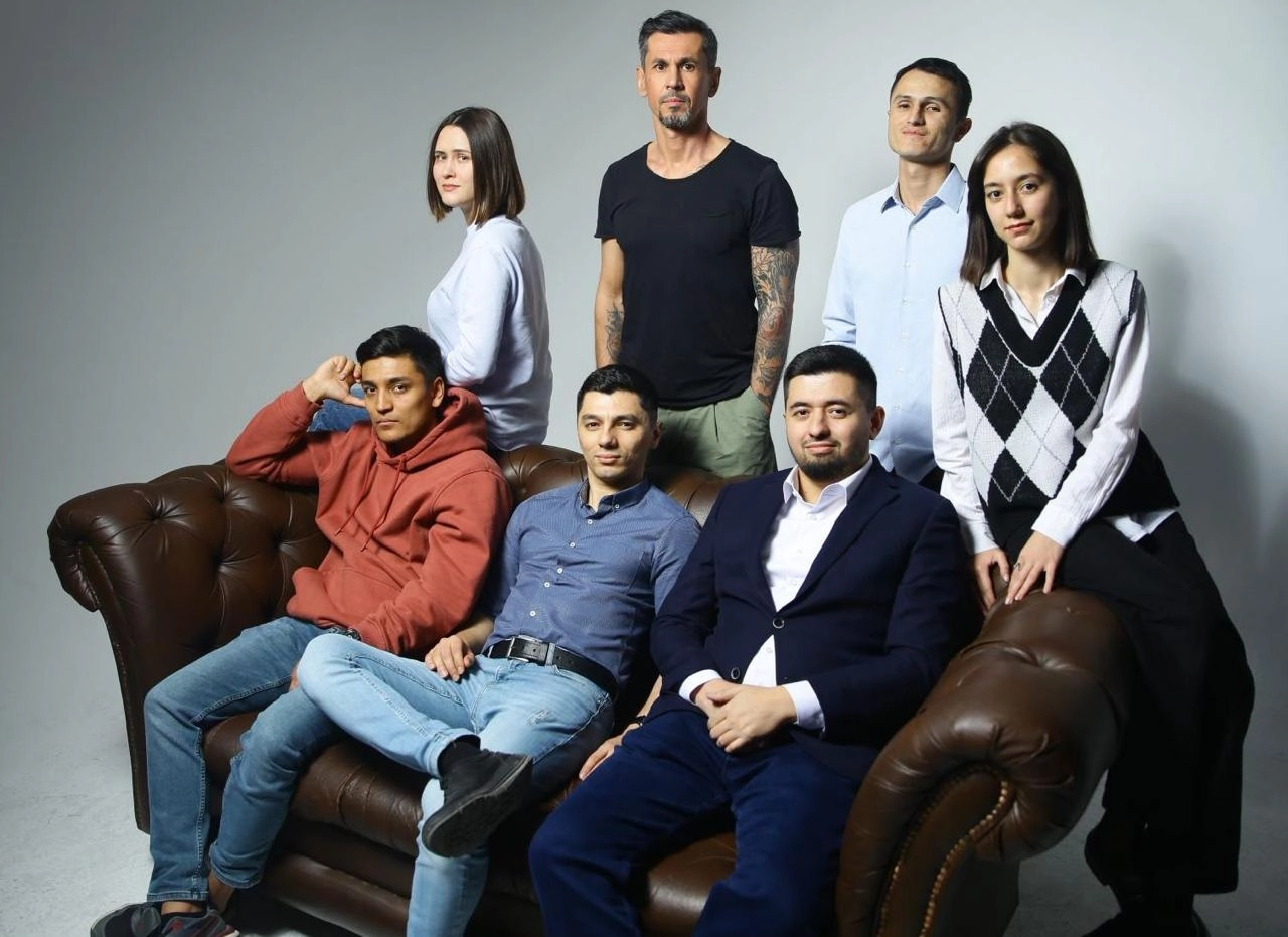 Однако подборка стартапов оказалась очень полезной, но, к сожалению, не все игроки, связанные со стартапами, решили воспользоваться ею, и не все решили поддержать её.
Но радует другая часть: your | Сетка — новая социальная сеть от hh.ru