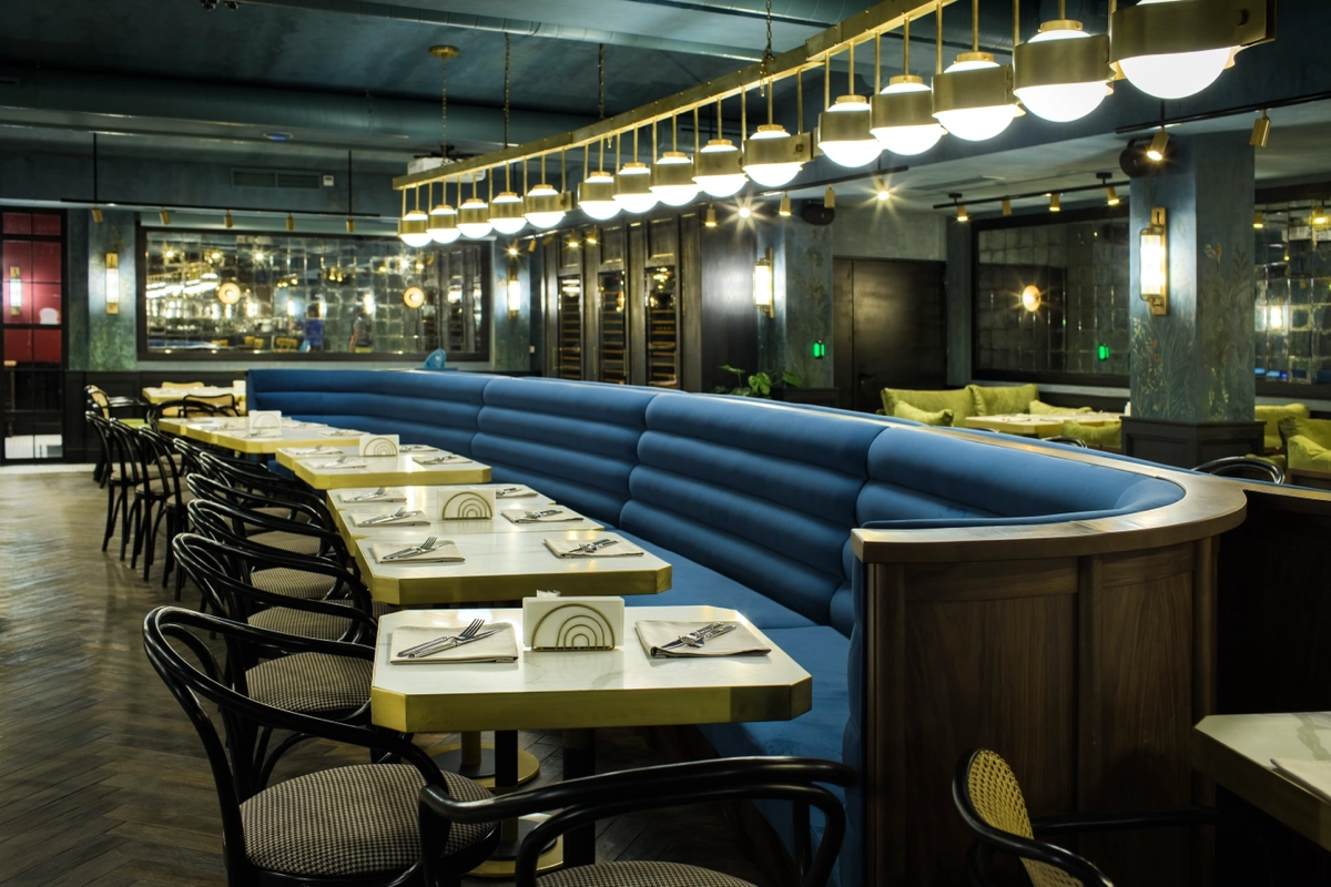 Привет!
Меня зовут Дмитрий, я генеральный менеджер в ARKA Hotel by Ginza Project. За 12 лет в индустрии гостеприимства прошел путь от беллмэна до генерального менеджера | Сетка — новая социальная сеть от hh.ru