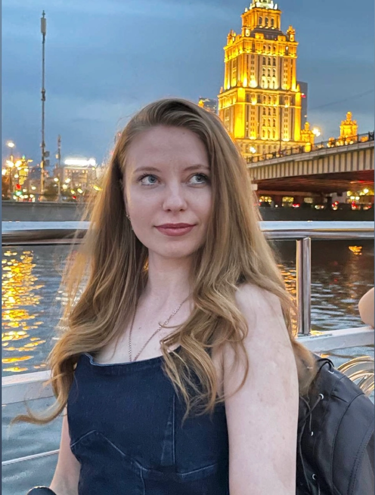 #постзнакомство 
Всем привет! 
Я руководитель проектов в IT
Веду направления web, маркетинг
Помогу и проконсультирую по этим сферам 🌺
Рада новым знакомствам ☀️
Пишите здесь или в тг @tarasika | Сетка — социальная сеть от hh.ru