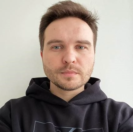 Максим Кононенко