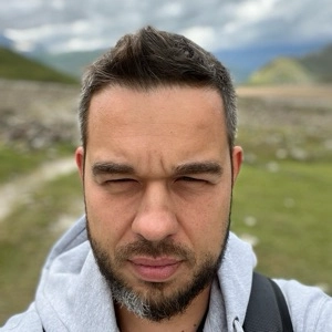author avatar