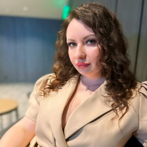 Юлия Колесникова