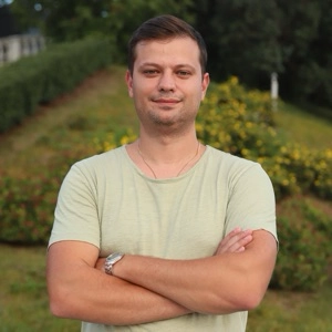 Алексей Сафонов