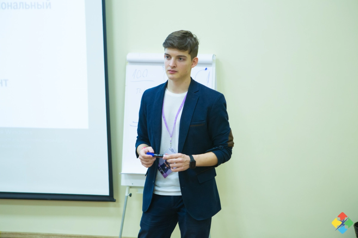 Георгий Тарасов