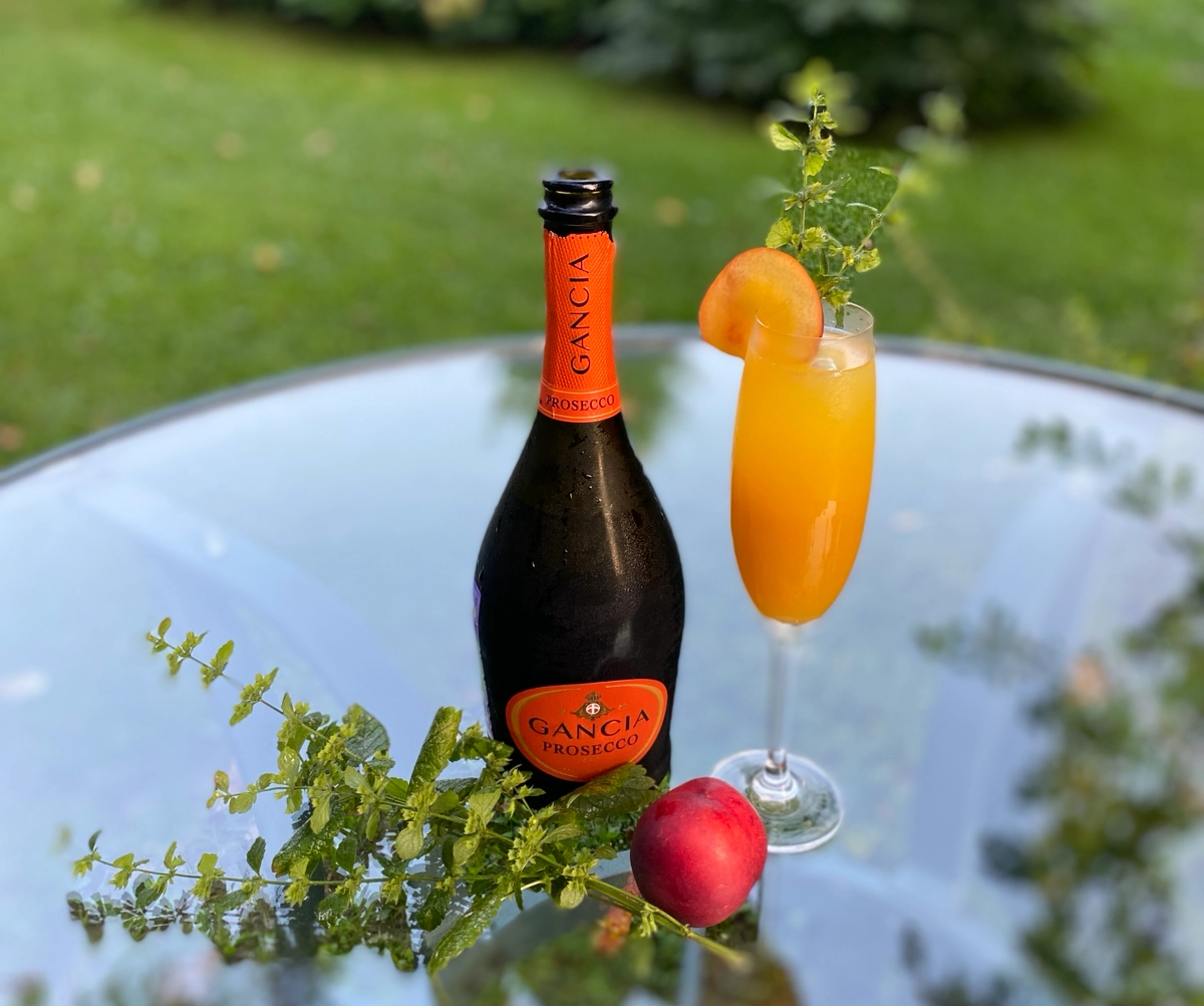 Коктейль дня.  Культовый Bellini своими руками | Сетка — новая социальная сеть от hh.ru