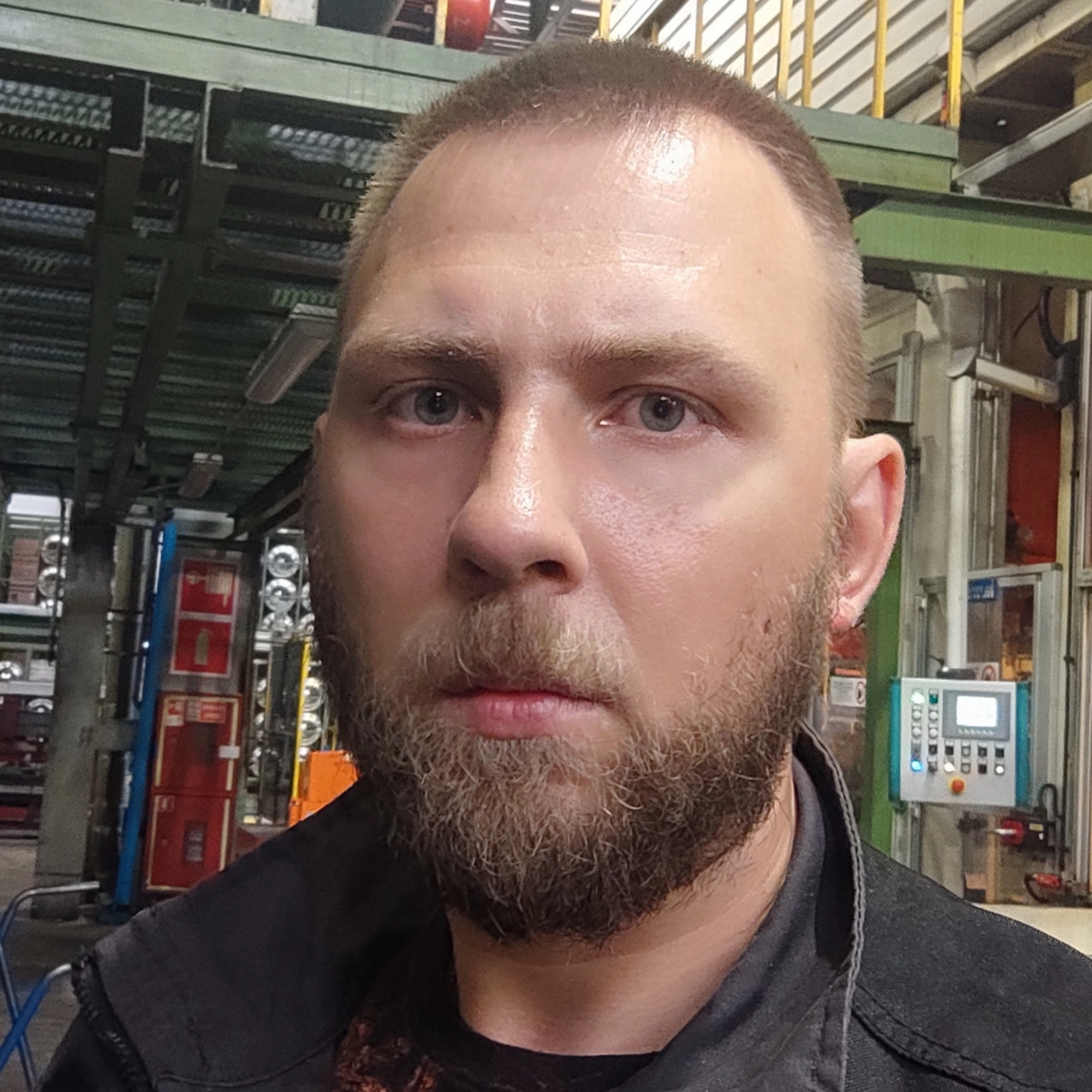 Евгений Ежов
