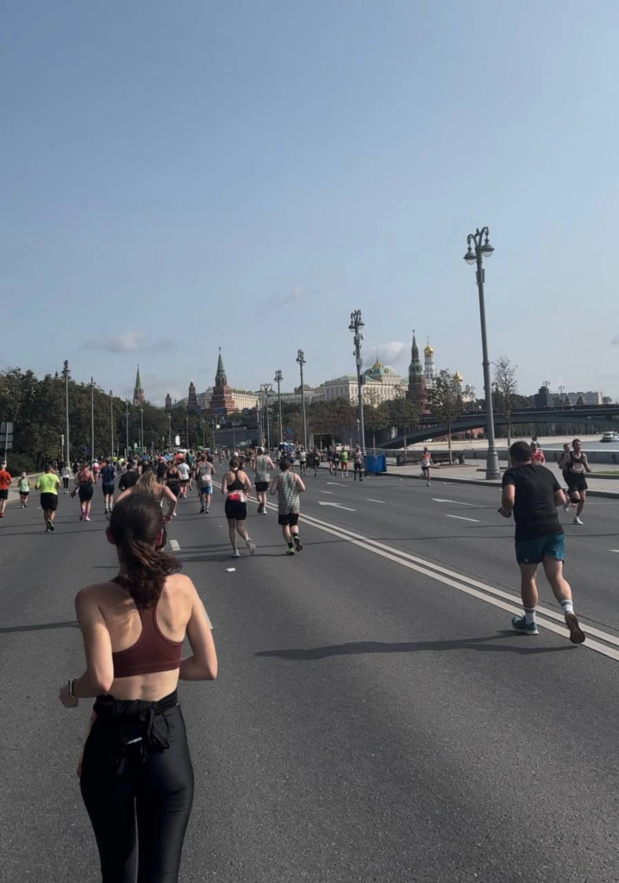 💚Главные итоги лета
Мчалась вчера утром на самокате на завтрак, и вдруг меня осенило: вот и первый день осени. Лето-то прошло | Сетка — новая социальная сеть от hh.ru