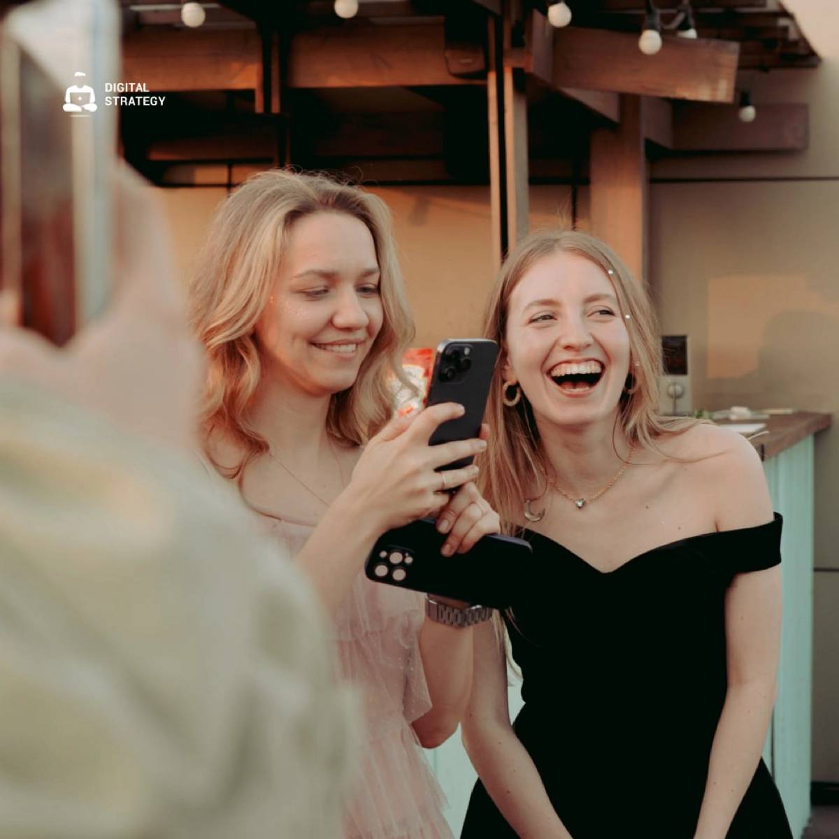 Digital Strategy 1️⃣0️⃣ лет!
Знаменательного и занимательного было много — хотим поделиться основным:
🔘В сентябре 2014 наш корабль, наконец, выбрал свое название и хорошо поплыл! Тогда мы поняли, в ка... | Сетка — новая социальная сеть от hh.ru