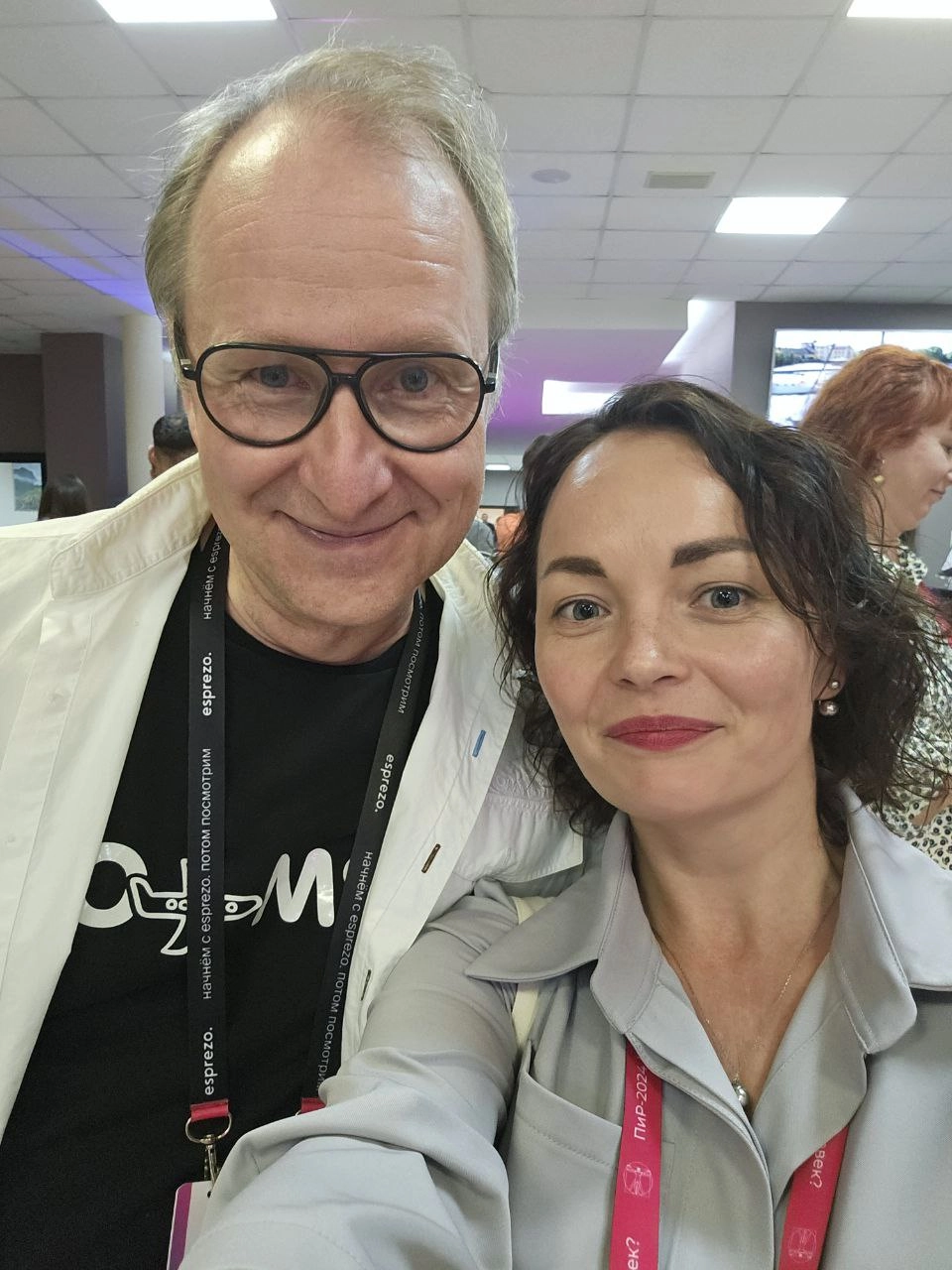 С основателем ПиР Марком Кукушкиным.
Вижу комментарии выше, что пропал звук.
Действительно очень жаль...
Иногда случаются такие вещи, которые от тебя не зависят | Сетка — новая социальная сеть от hh.ru