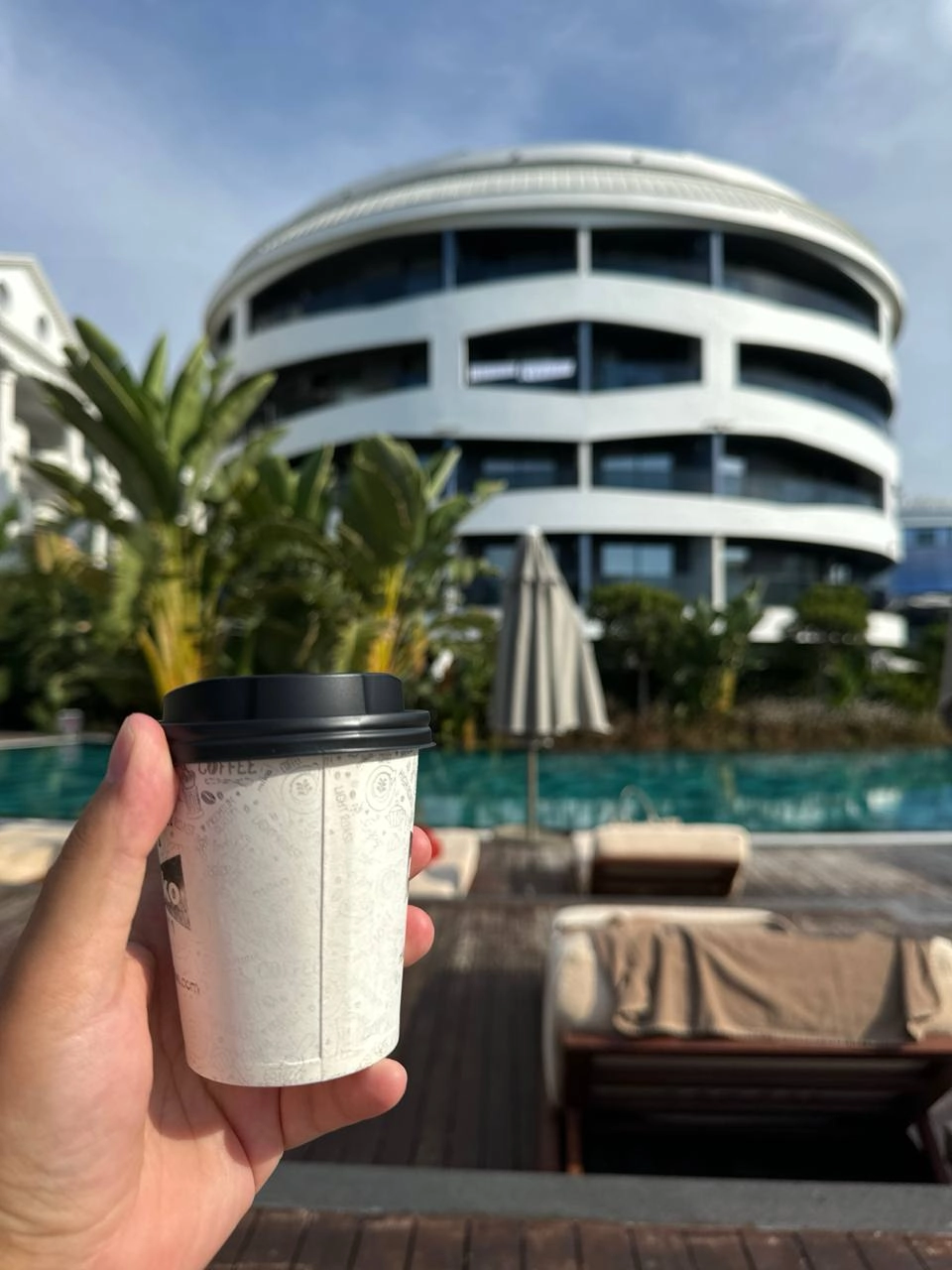 Сорян, забыл прикрепить фотокарточку ☕️ | Сетка — новая социальная сеть от hh.ru