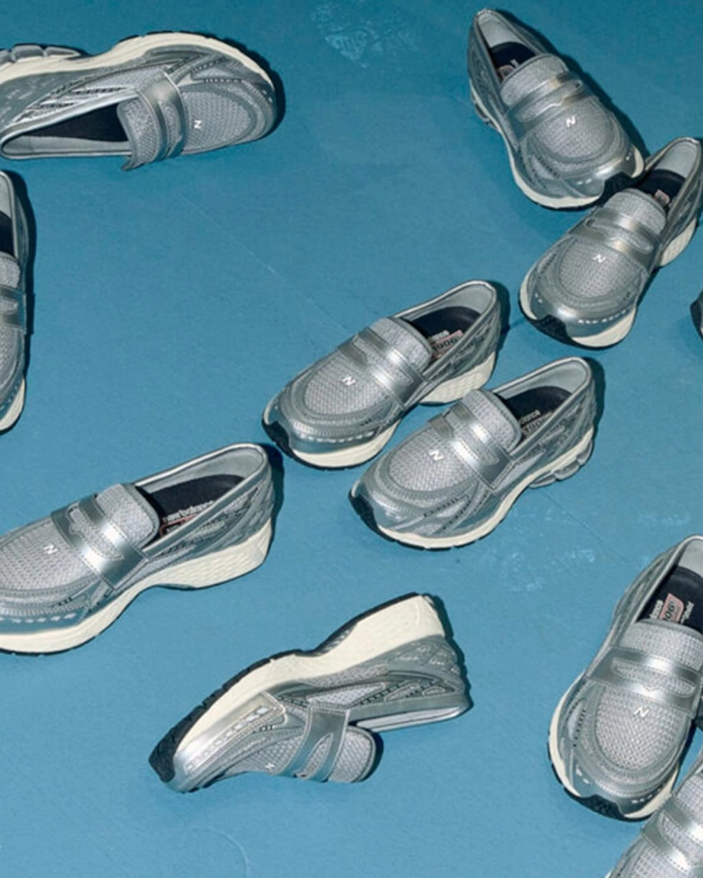 New Balance начали продажу новой модели 1906L — технологичных лоферов цвета металлик. Цена пары — $159 | Сетка — новая социальная сеть от hh.ru