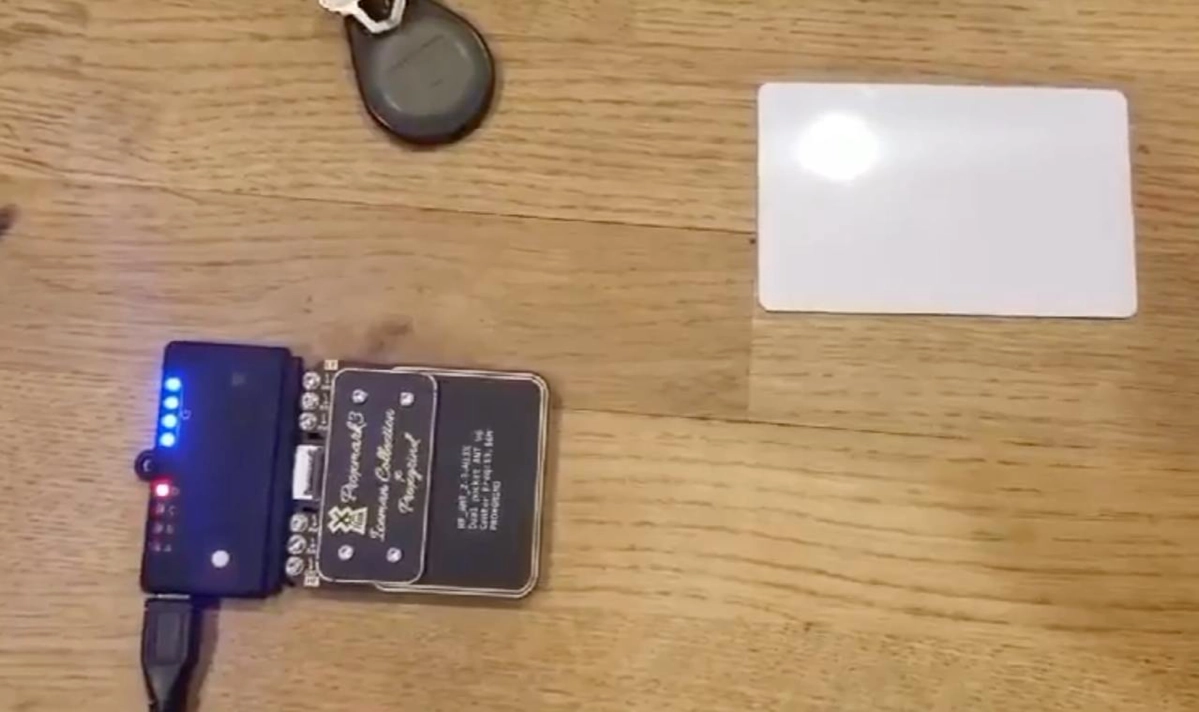 Proxmark3 Kit | Сетка — новая социальная сеть от hh.ru