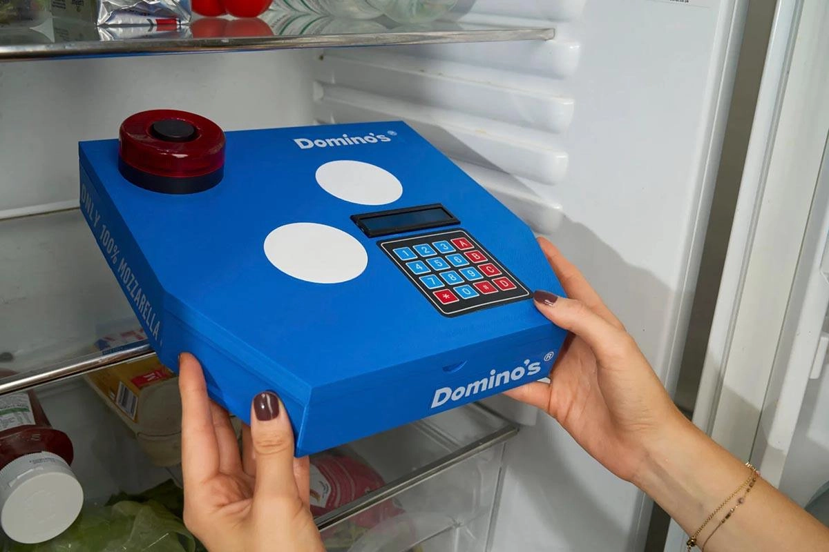 В честь начала нового учебного года Domino's выпустили коробку для пиццы с кодовым замком, чтобы никакой сосед в студенческом общежитии не смог добрать до вашей пиццы | Сетка — новая социальная сеть от hh.ru