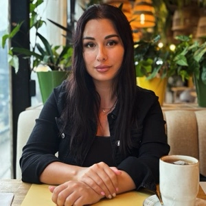 Анна Абызова