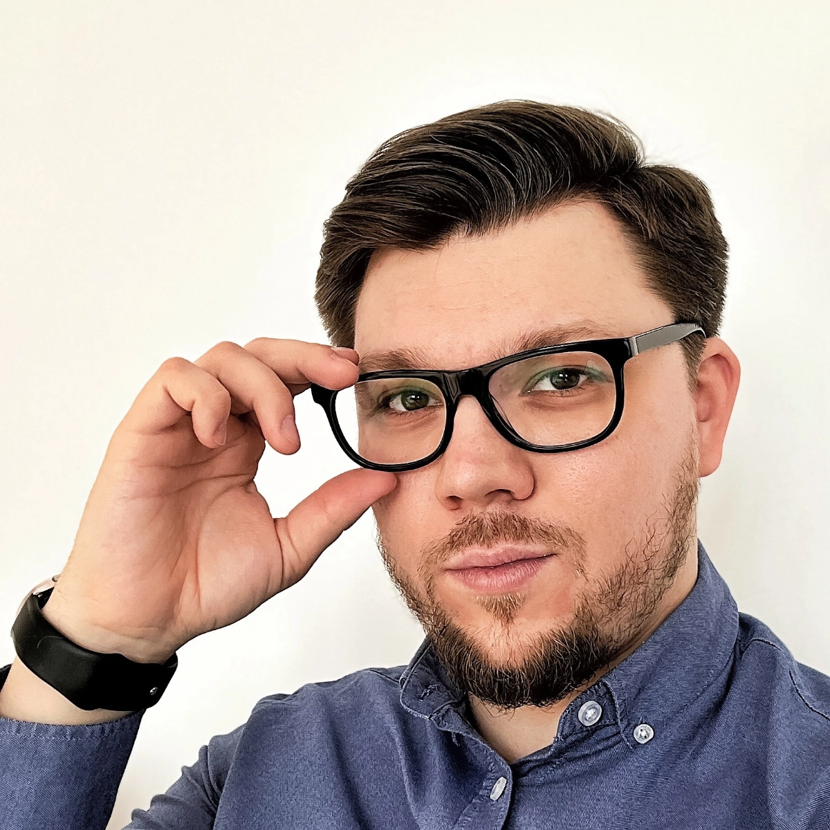 Артем Долгушев