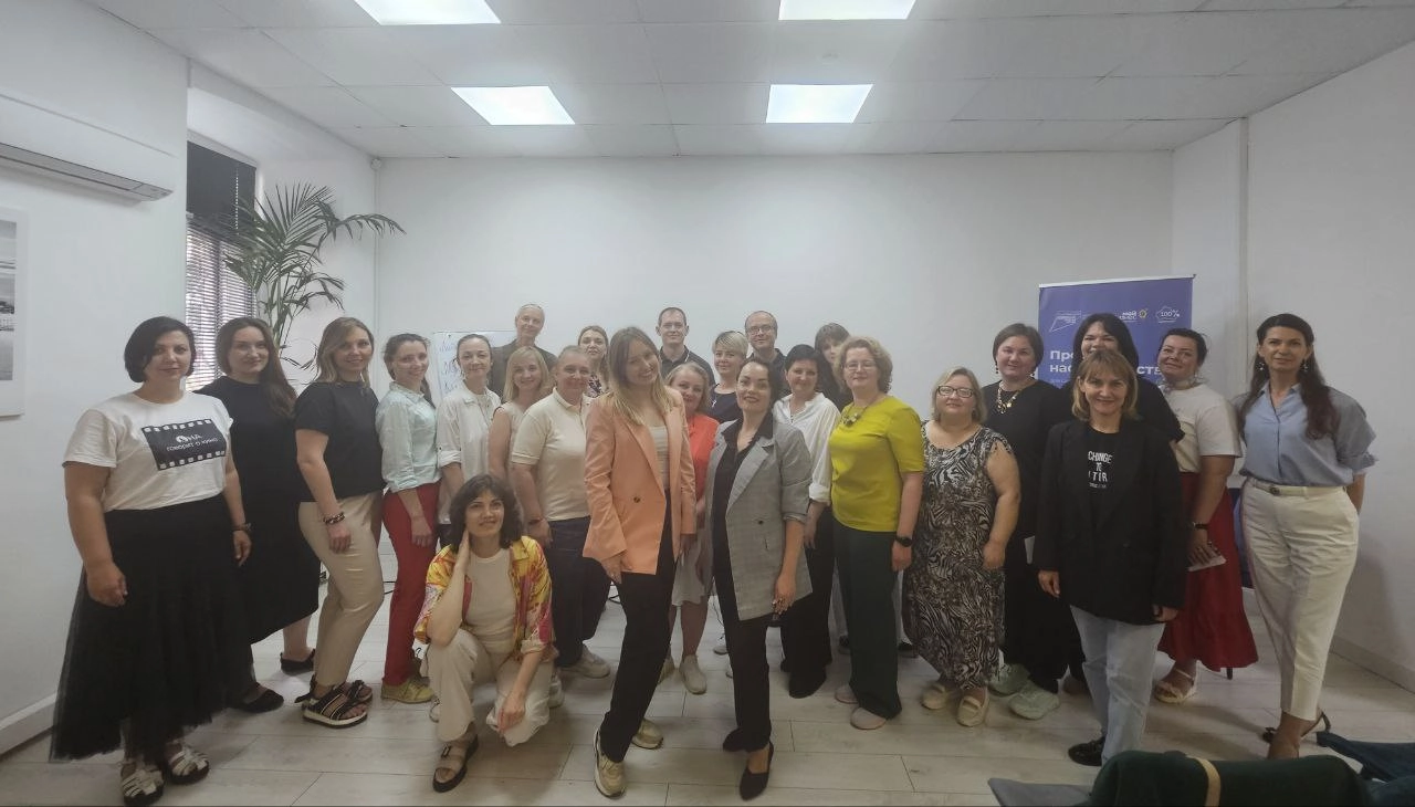 Отзыв ❤️
Такой отзыв заставляет задумываться, как ты можешь влиять на чью-то жизнь...
Ты просто делаешь свою работу: ведёшь тренинг, выступаешь, ведёшь канал.. | Сетка — новая социальная сеть от hh.ru
