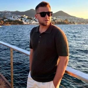 author avatar