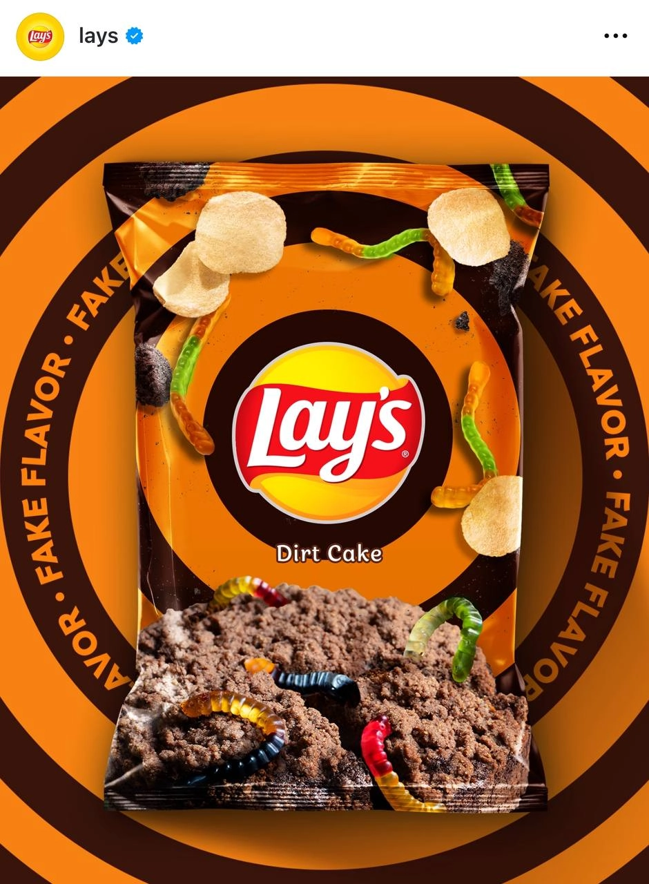 Lay’s представили хэллоуинский вкус чипсов — с мармеладными червячками! 
Мне срочно это нужно | Сетка — новая социальная сеть от hh.ru