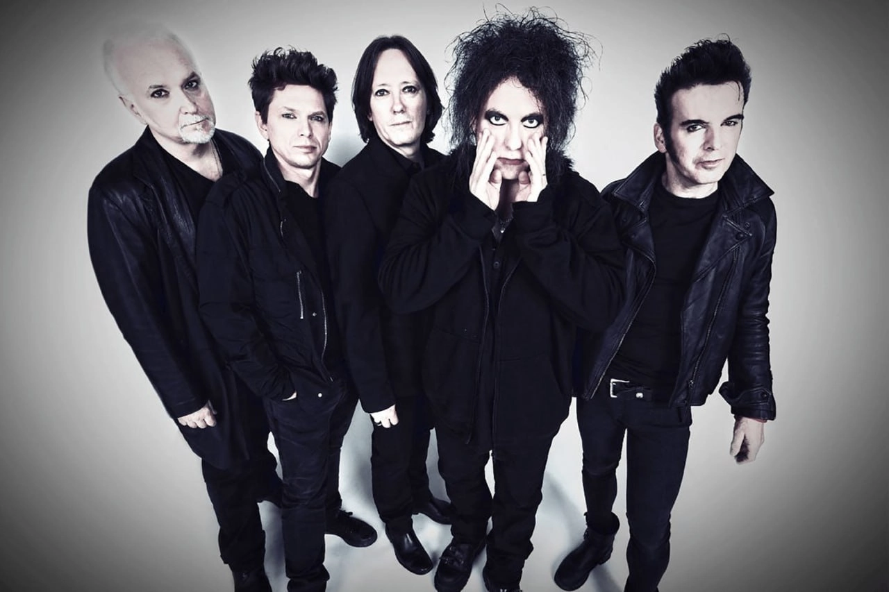 The Cure выпустили первый альбом за 16 лет! В Songs of a Lost World вошло восемь треков с общей продолжительностью в 49 минут | Сетка — новая социальная сеть от hh.ru