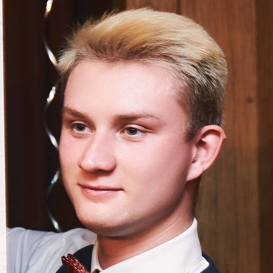 Николай Губарев | Сетка — социальная сеть от hh.ru