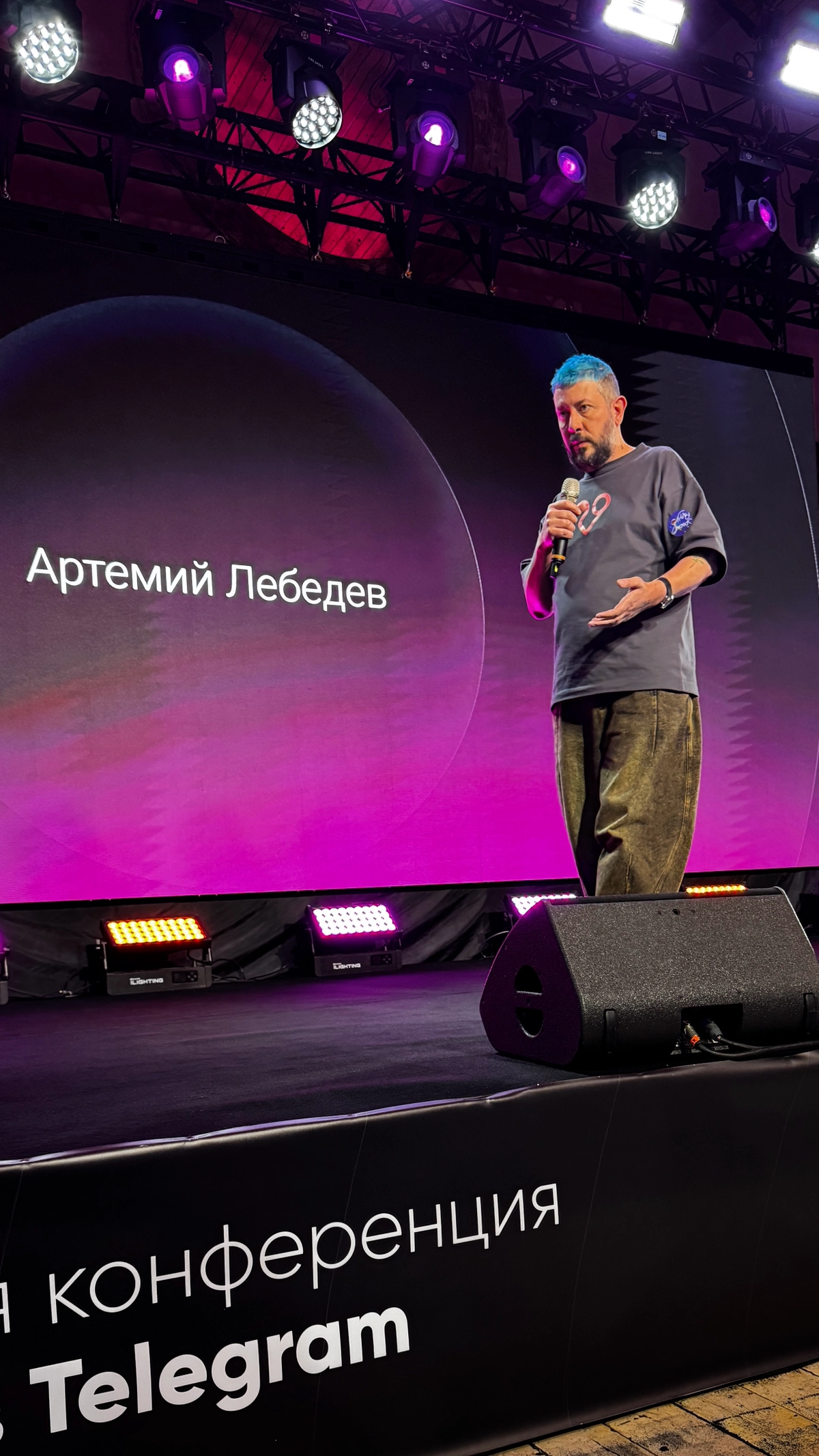 Не быть тебе богатым дизайнером… | Сетка — новая социальная сеть от hh.ru