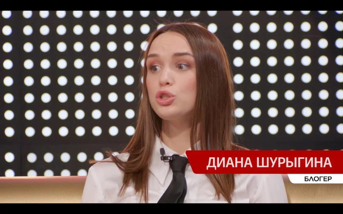Недавно в онлайн-кинотеатре 📺Иви и 📺KION стартовал сериал «Дайте шоу», который приоткрывает завесу над закулисной жизнью популярных передач | Сетка — новая социальная сеть от hh.ru