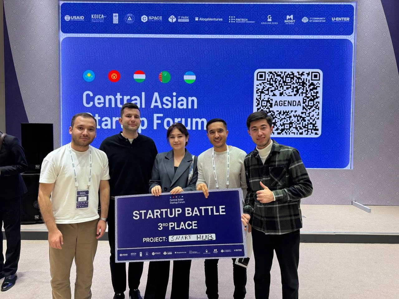 С соотечественниками в форуме ✊🏻
Ба пеш! 
#centralasiastartupforum 
@umedschannel | Сетка — новая социальная сеть от hh.ru