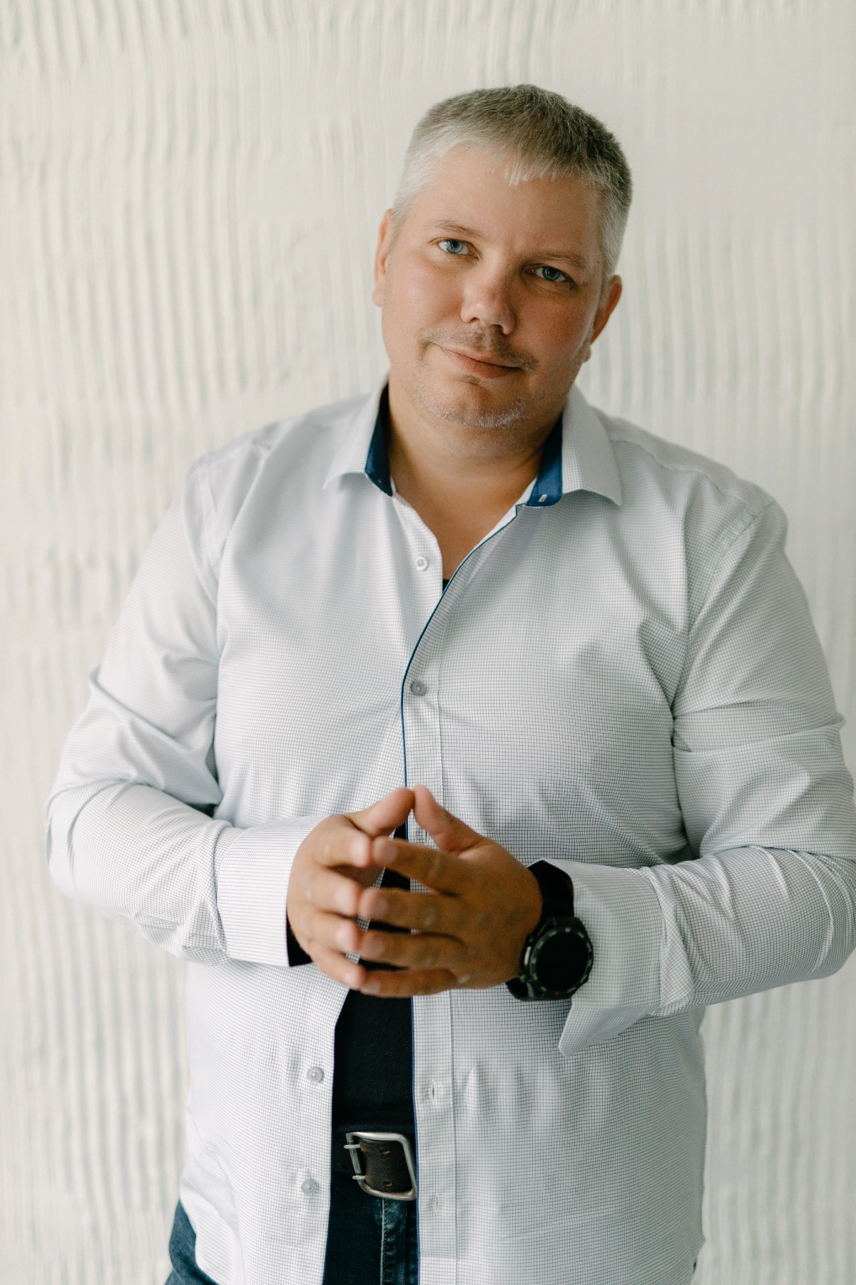 Немного предыстории.  
С самого детства мне говорили: "какие у других замечательные дети, а ты увалень" . "Другие то могут, но толь не ты" | Сетка — новая социальная сеть от hh.ru
