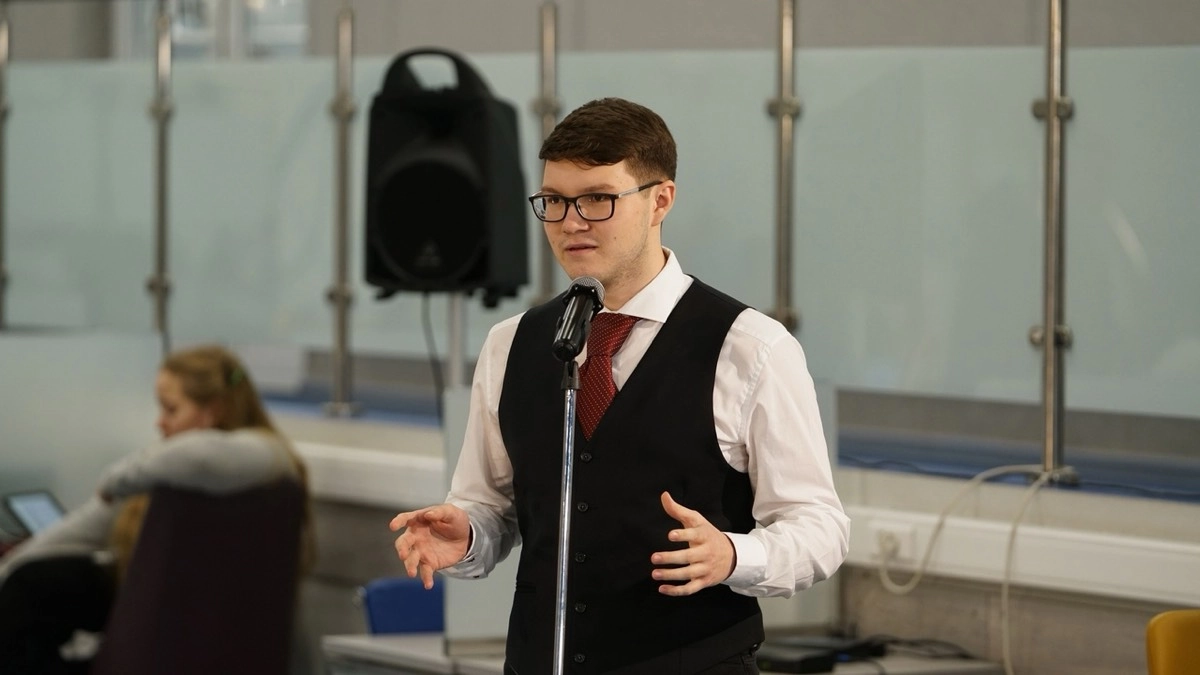 Максим Вороновский | Сетка — социальная сеть от hh.ru