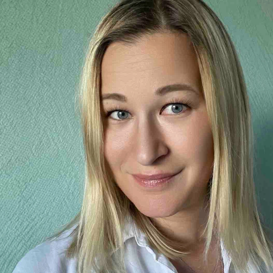 Ирина Комарова