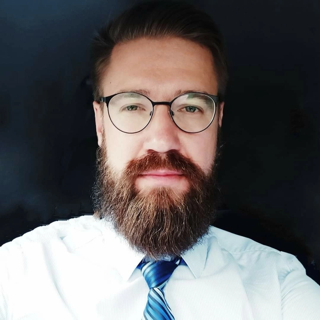 Anton Zolotarev | Сетка — социальная сеть от hh.ru