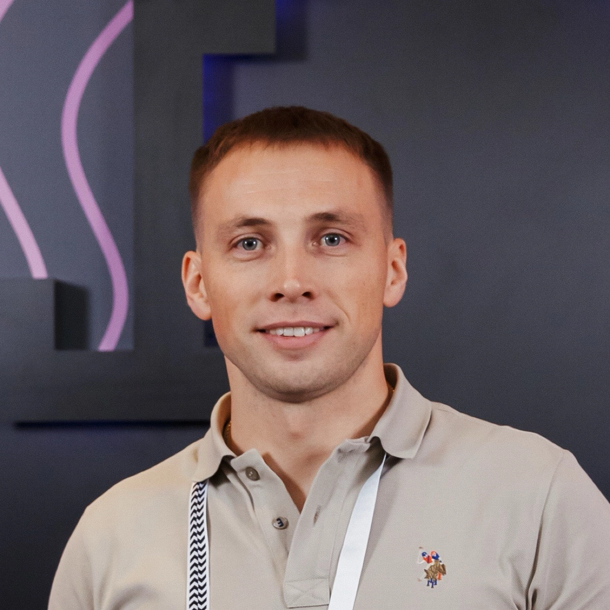 Андрей Попов