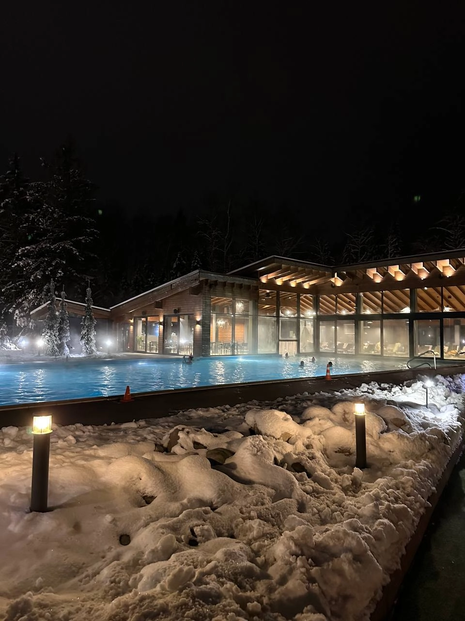 🤩Провели тренинг «Wow-сервис и работа в команде» для коллег из LES Art Resort
✳️Вспомнили лучшие события года
✳️Запланировали цели на 2025 год
✳️Разобрали Путь гостя через предвосхищение ожиданий гост... | Сетка — новая социальная сеть от hh.ru