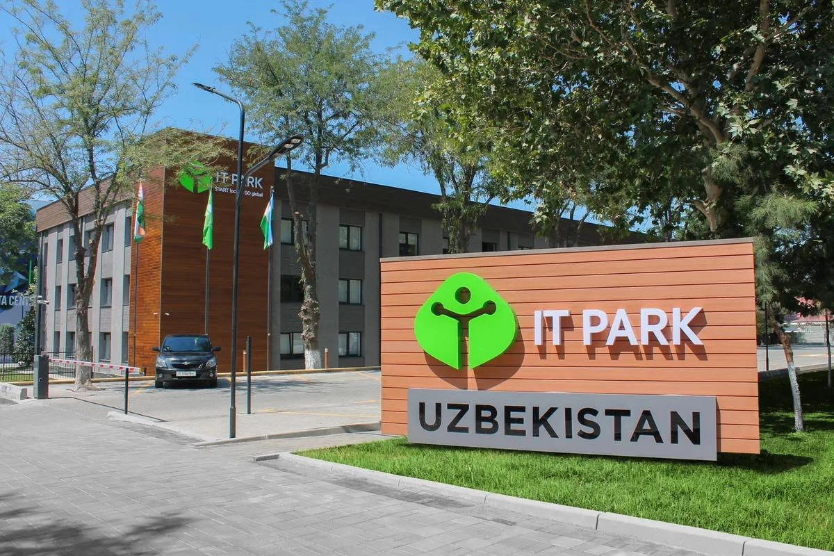 Налоговые льготы для резидентов IT-Park продлены до 2040 года 
Ранее льготы действовали до 1 января 2028 года, но указом президента они продлены до 2040 года с новыми условиями | Сетка — новая социальная сеть от hh.ru