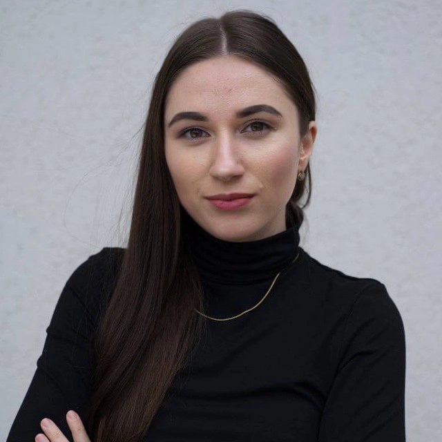 Привет, друзья! Меня зовут Даша Абхинав, и я влюблена в свою профессию - рекрутера | Сетка — новая социальная сеть от hh.ru