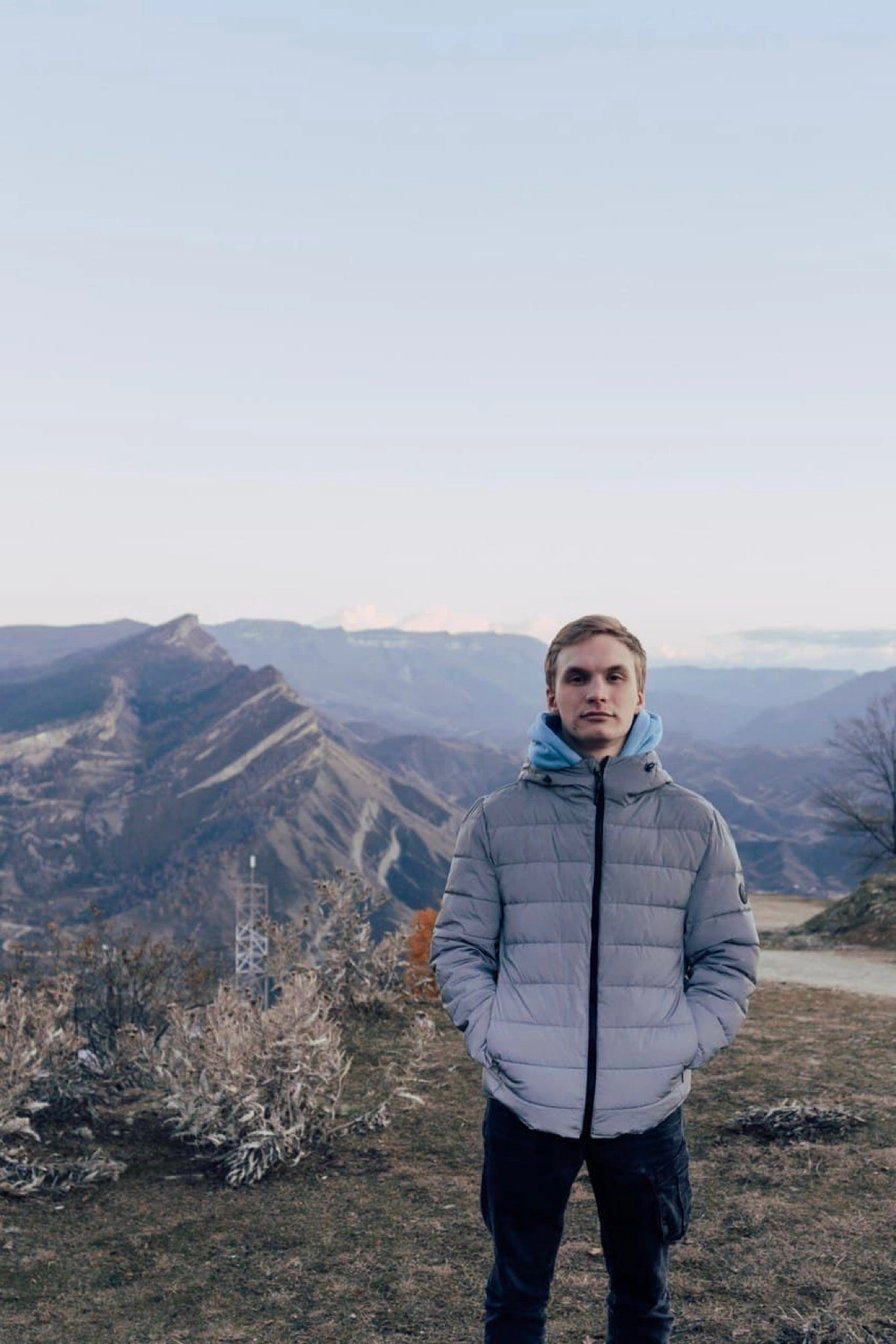 Женя Николаев