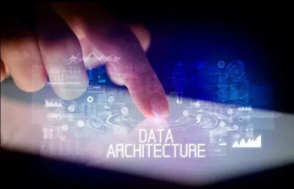 Тенденции 2025: Архитектура данных
Ещё одна статья вышла на Dataversity, теперь поговорим о трендах в архитектурных стилях и моделях управления данными.
Из интересного | Сетка — новая социальная сеть от hh.ru