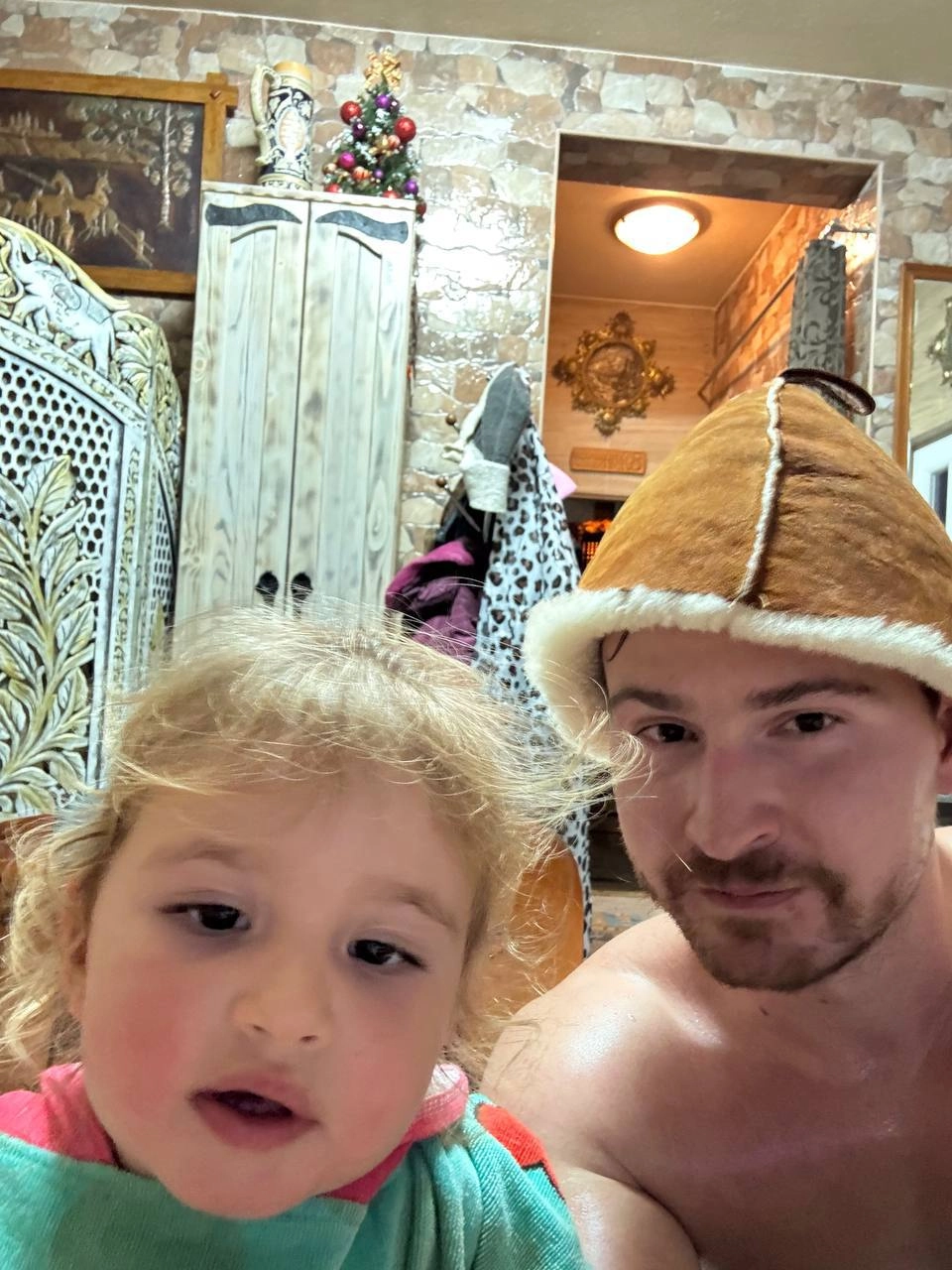 Про режим работы и отдыха или как не перегорать 🙂
Уже больше трёх лет я хожу в баню каждый четверг вечером. 🧖🏻
Что бы ни случилось — это моё святое время | Сетка — новая социальная сеть от hh.ru